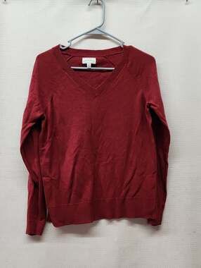 Lucky Brand Women's Deep Red V-Neck Sweater